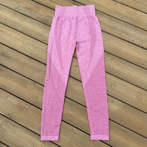 Gym Wolf size L High-Waisted Athletic Leggings - Magenta Pink - Picture 2 of 9